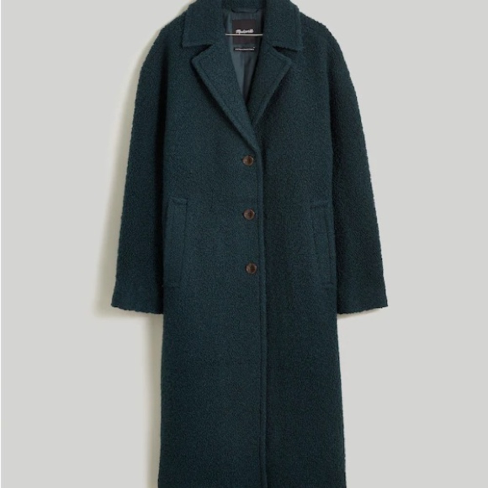 The Alonzo Coat in Bouclé Deep Forest